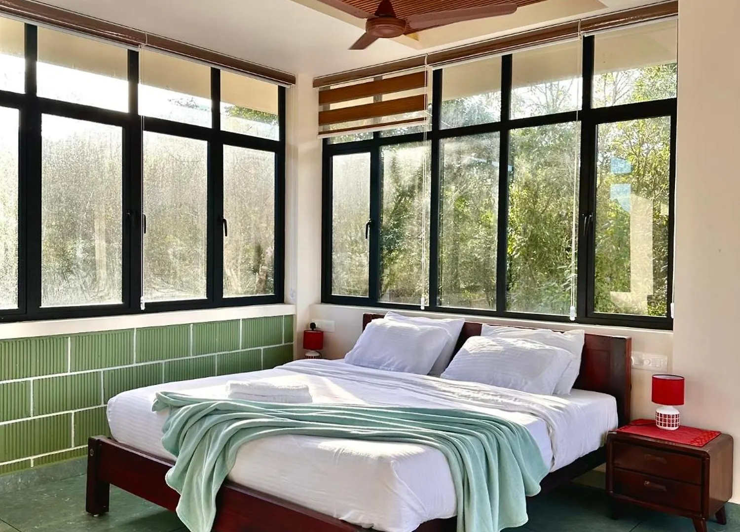 8-5 Acres Hotel Vagamon 0*,